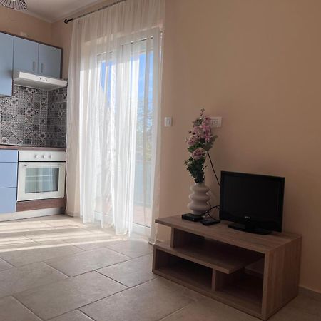 Marina Apartamento Malinska Exterior foto
